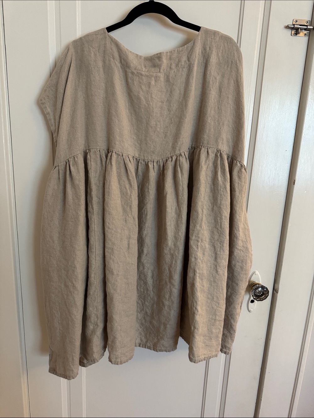 Relaxed Beige Organic Linen Babydoll Tunic with V-Notch NWOT - Picture 4 of 10